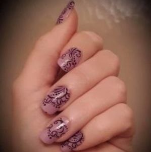 Color Street nail polish strips